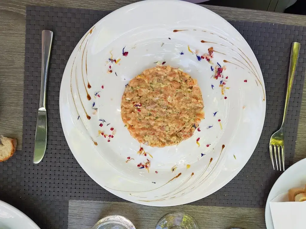 Menu_Café-Restaurant Le Raisin_Cullayes_image_6