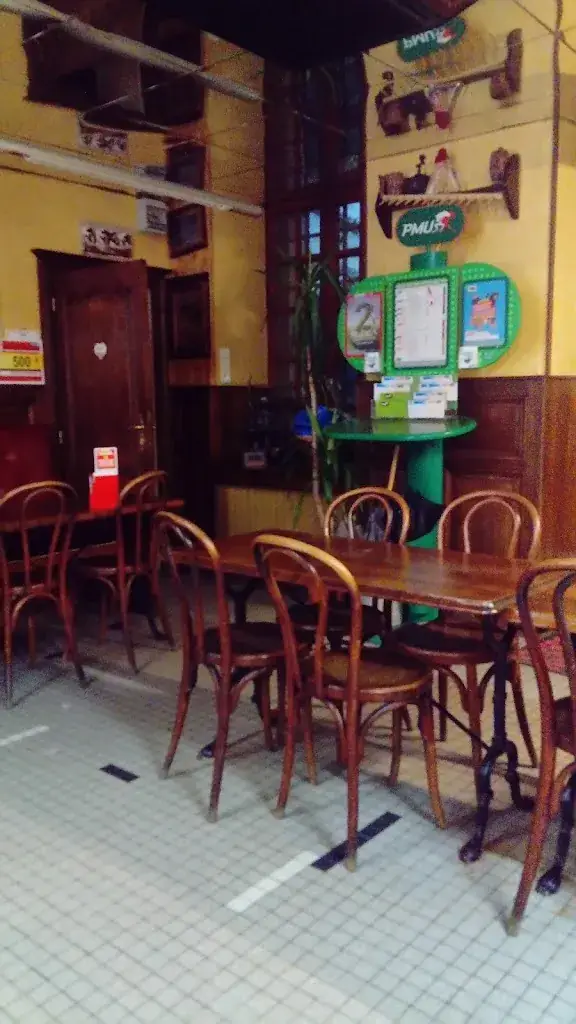 Café De La Promenade_Vaucouleurs_slider_image_3