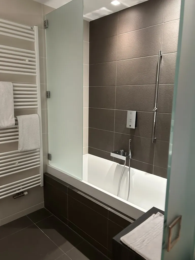 K Graham_Hôtel & Restaurant Le Relais de Vincey_Vincey_review