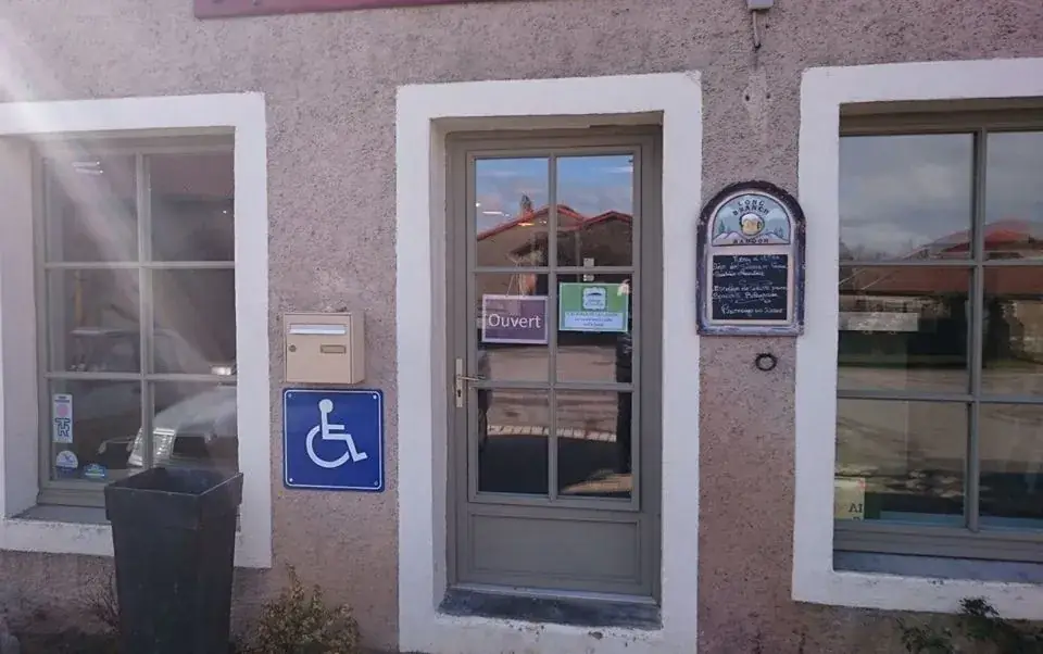 Restaurant Auberge de la Colline restaurant in Vaudémont