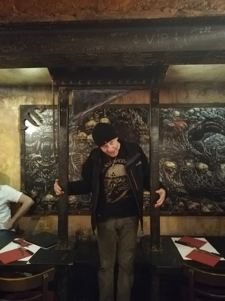 Raphaël T._Café Le No Man's Land_Volmerange-les-Mines_review