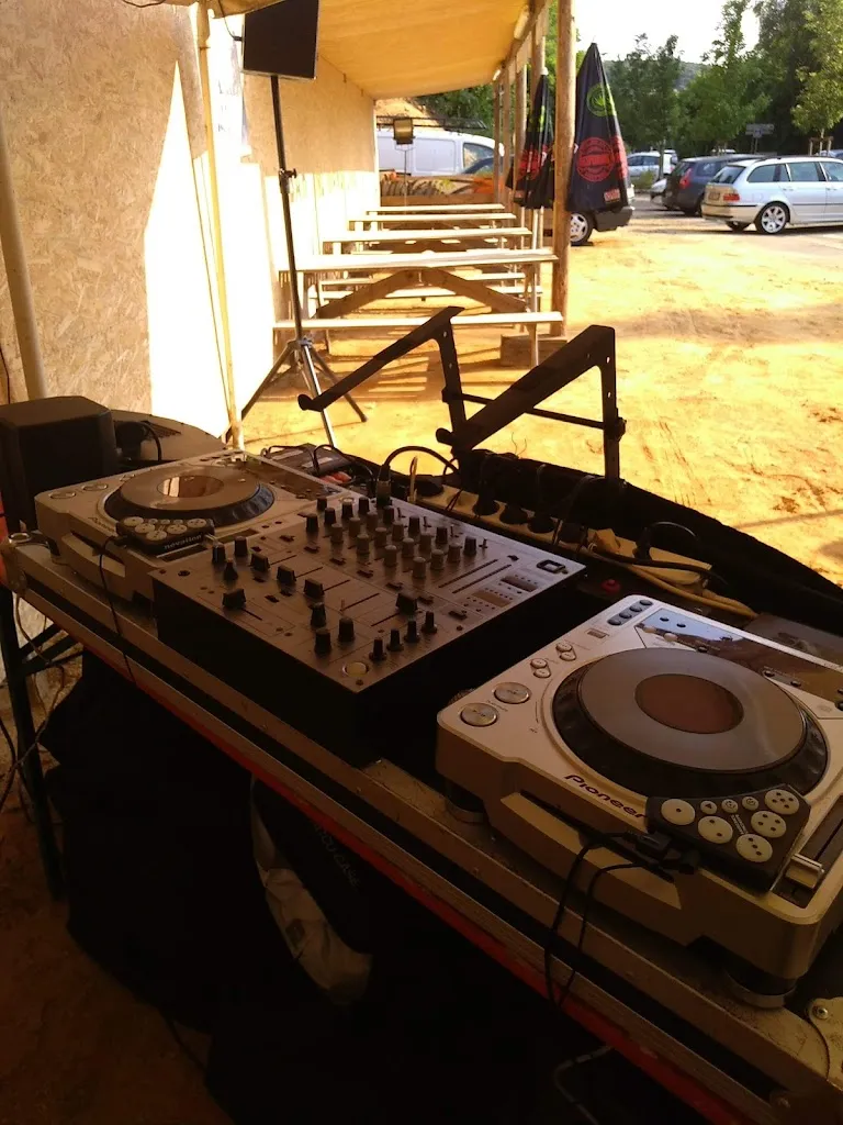 Café Le No Man's Land_Volmerange-les-Mines_slider_image_2