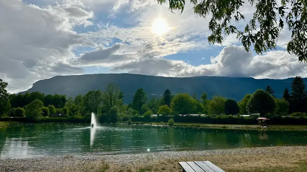 Ade Rowswell_L'oasis de Chautagne_Serrières-en-Chautagne_review