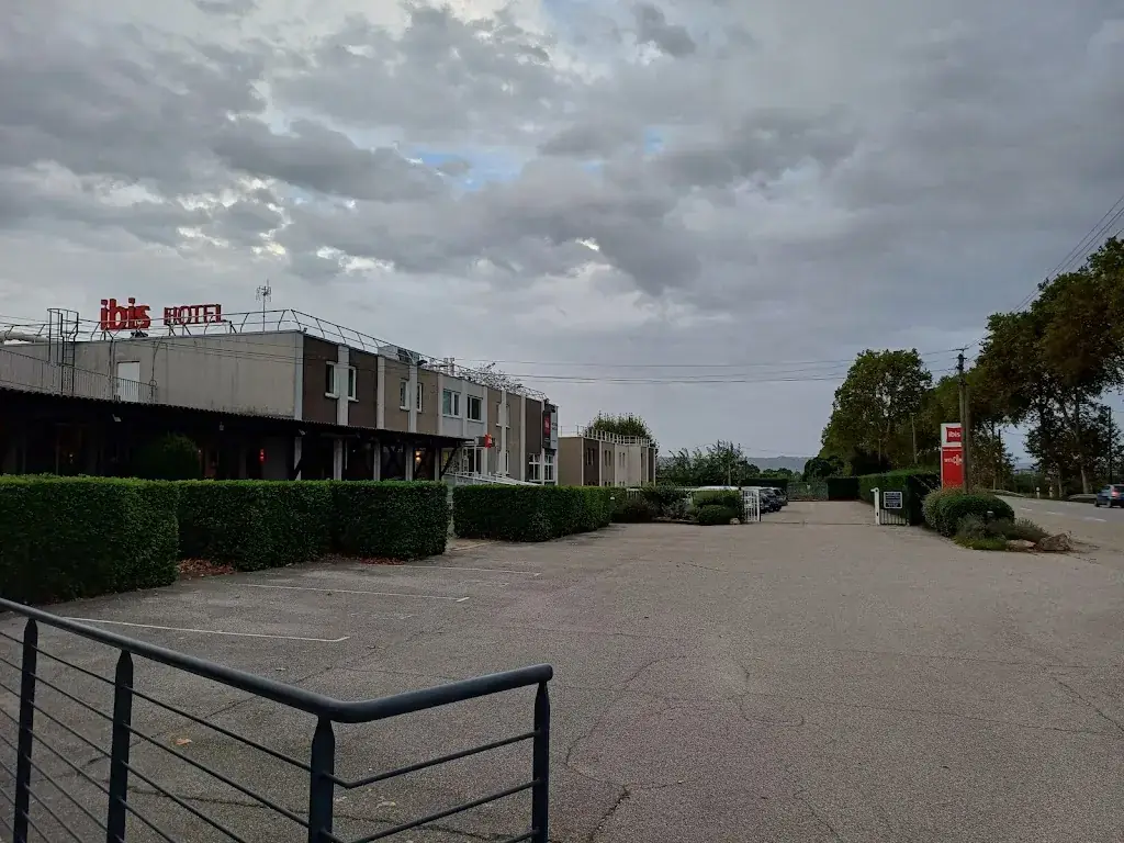 J-L Hoogsteyn_La Villa Champagnère_Saint-Rambert-d'Albon_review