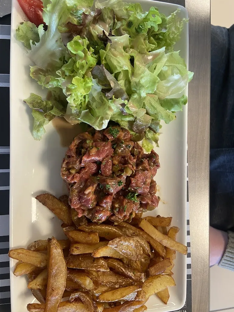 Andrianina_Le Malaco_Chavanod_review