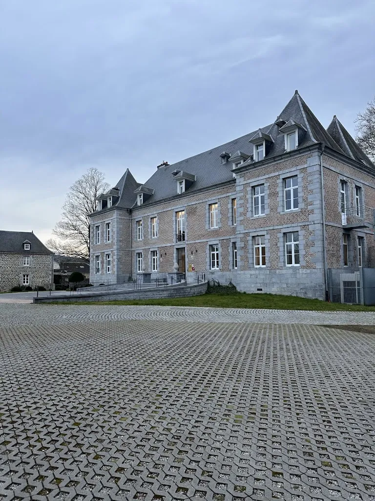 A.N._Château de Wallerand_Vireux-Wallerand_review