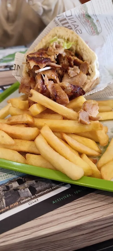 Menu_Capados_Vireux-Molhain_image_1