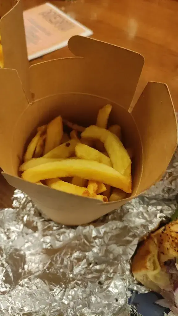 Édith Beurville_Restaurant Chez Sébastien _Wassy_review