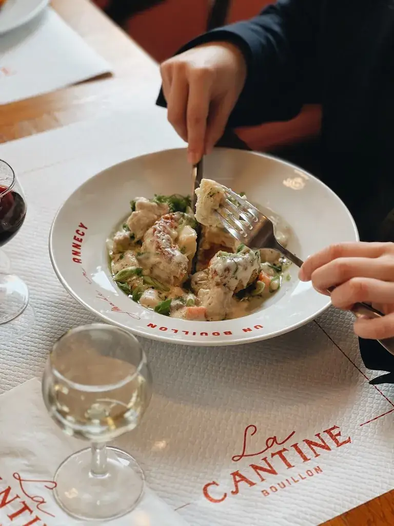 La Cantine Bouillon - SEYNOD restaurant in Annecy