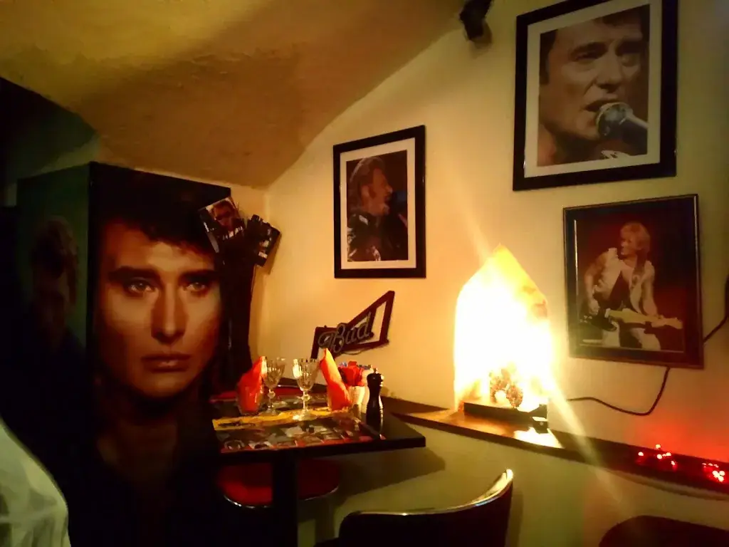 Suzanne DIEBOLD_La table de Johnny_Wittisheim_review