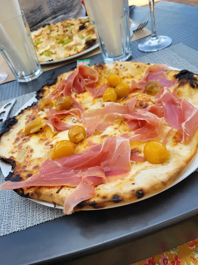 Restaurant Pizzeria du Château_Xertigny_slider_image_2