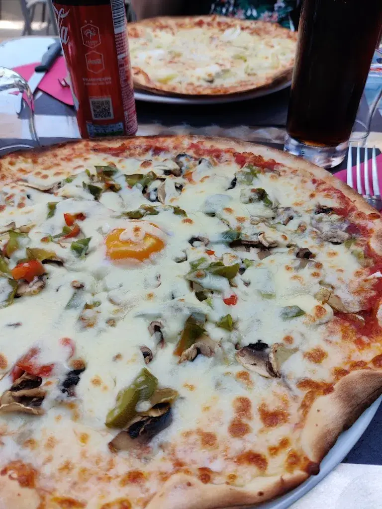 Amaury Tellier_Pizza Yollo_Vouziers_review