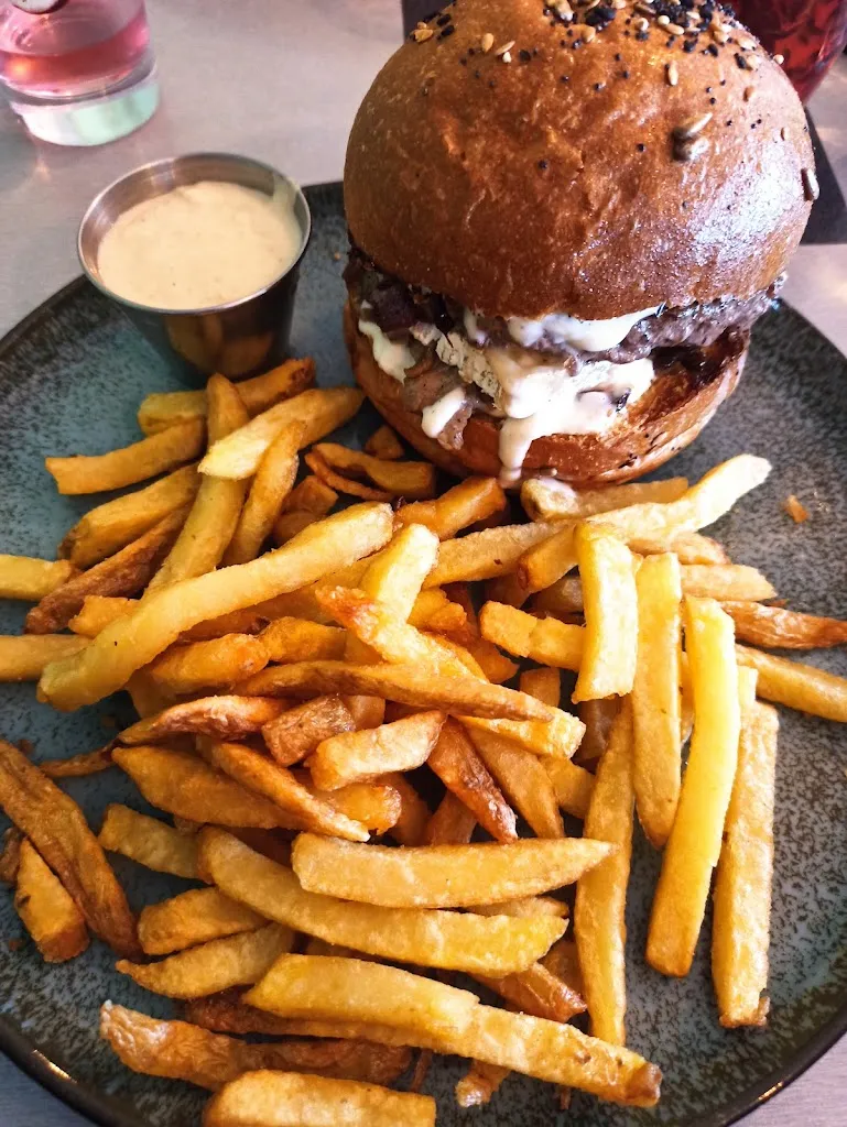 Ambre K._Le Bistrot Mes Dix Coups de Fourchette_Ailly-sur-Somme_review