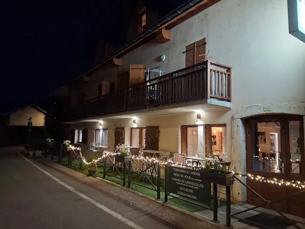 Isabelle P. 7468_Mademoiselle Meuh_Montagny-les-Lanches_review