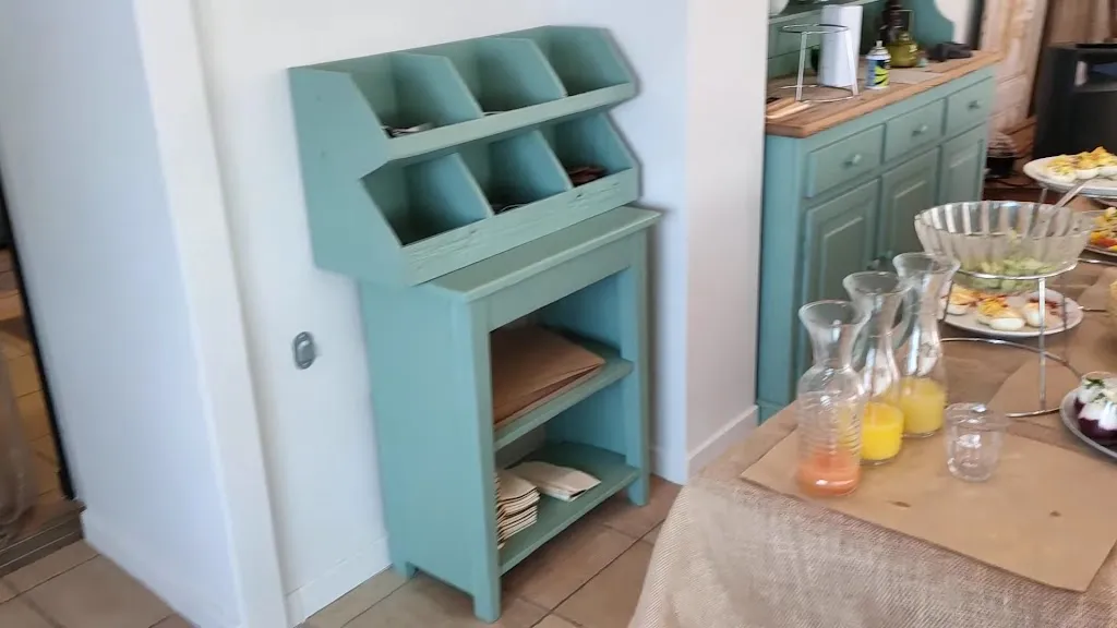 Mademoiselle Meuh_Montagny-les-Lanches_slider_image_2