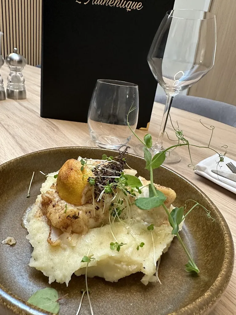 Restaurant L'authentique_Arras_slider_image_3