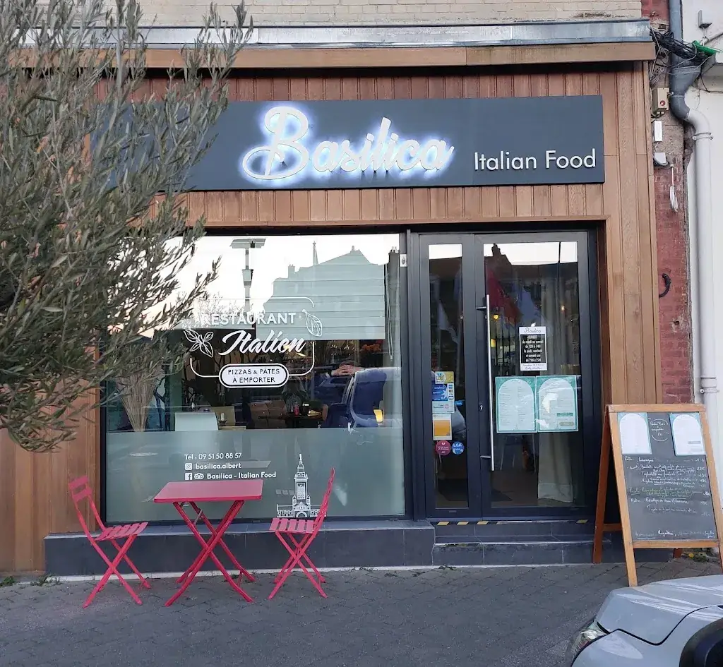 titia59186_Basilica_Albert_review