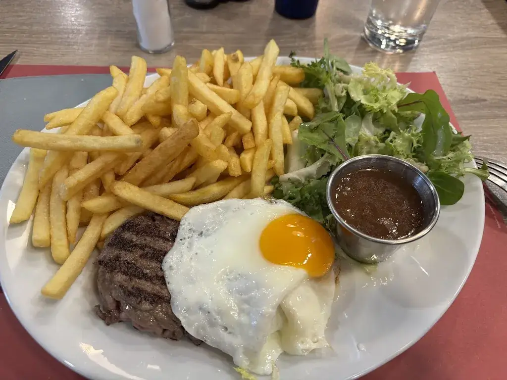 Emma Gosse_D'Artagnan_Abbeville_review