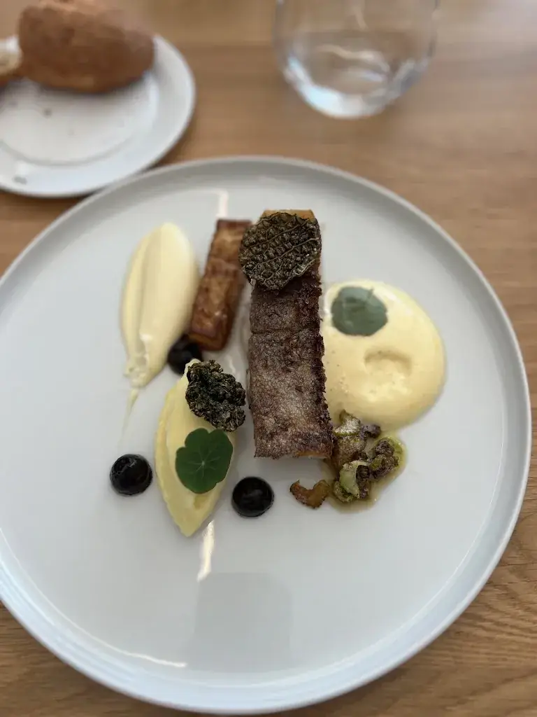 Noemie Rsl Kbk_Crustum_Abbeville_review