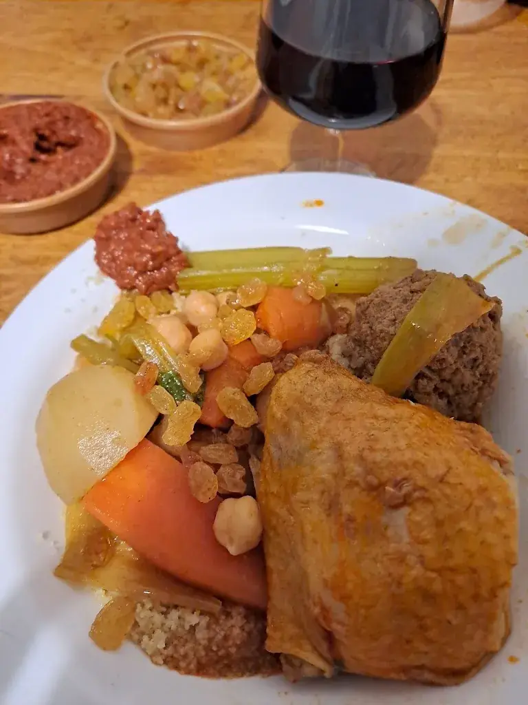 Le Chalet_Abbeville_slider_image_3