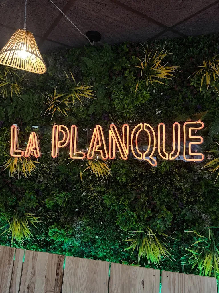 Juliette Dumoulin_La Planque_Abbeville_review