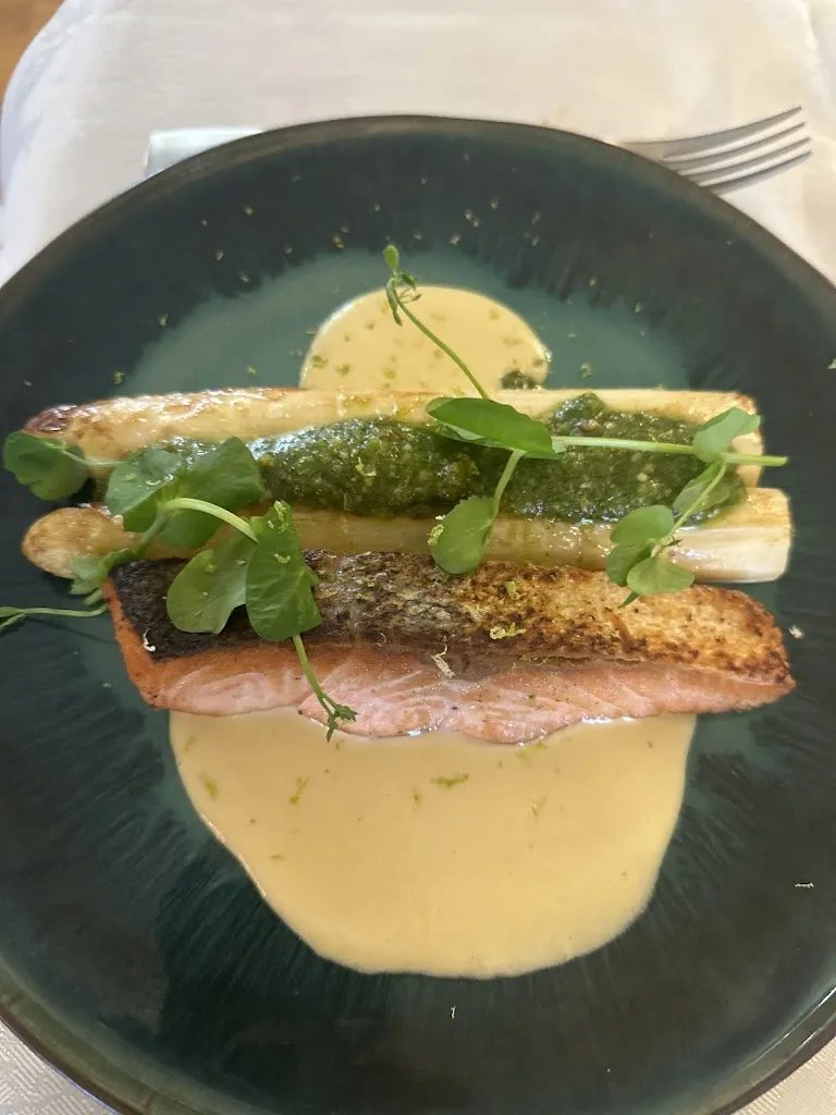 Cielo Mariano_Inn J'y Cours_Agnetz_review