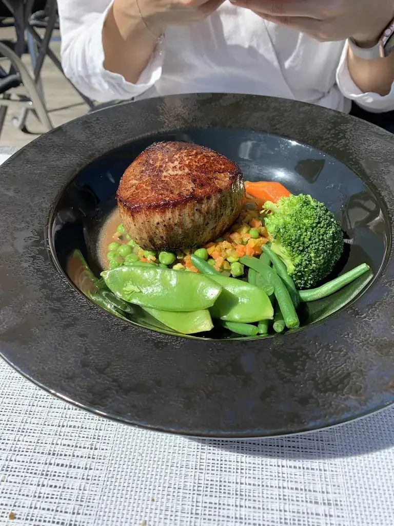 Niclas J_Auberge des Vignobles chez Marie_Chavanay_review