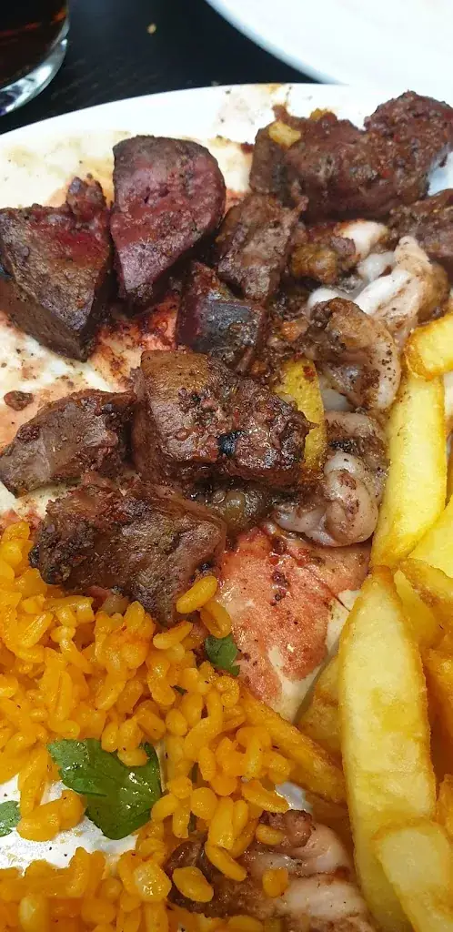 Yeliz Ceri_Antepli_Woippy_review