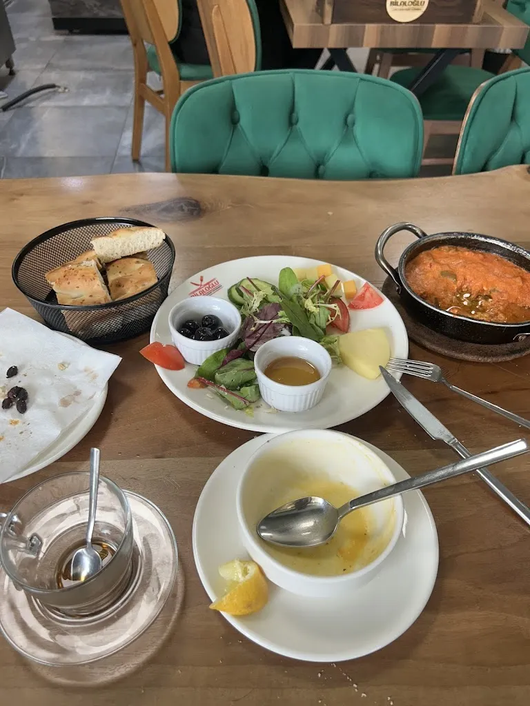 Saban Yanar_Bilaloğlu_Woippy_review