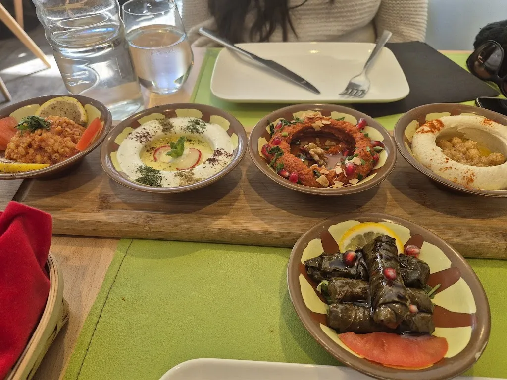 Edy Azrak_Restaurant Libanais l'Oliveraie_Albertville_recensione