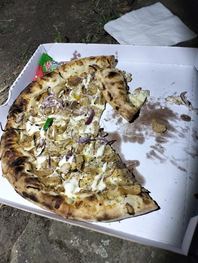 Sur des Nations_La Vénétie pizzas_Chavanay_reseña