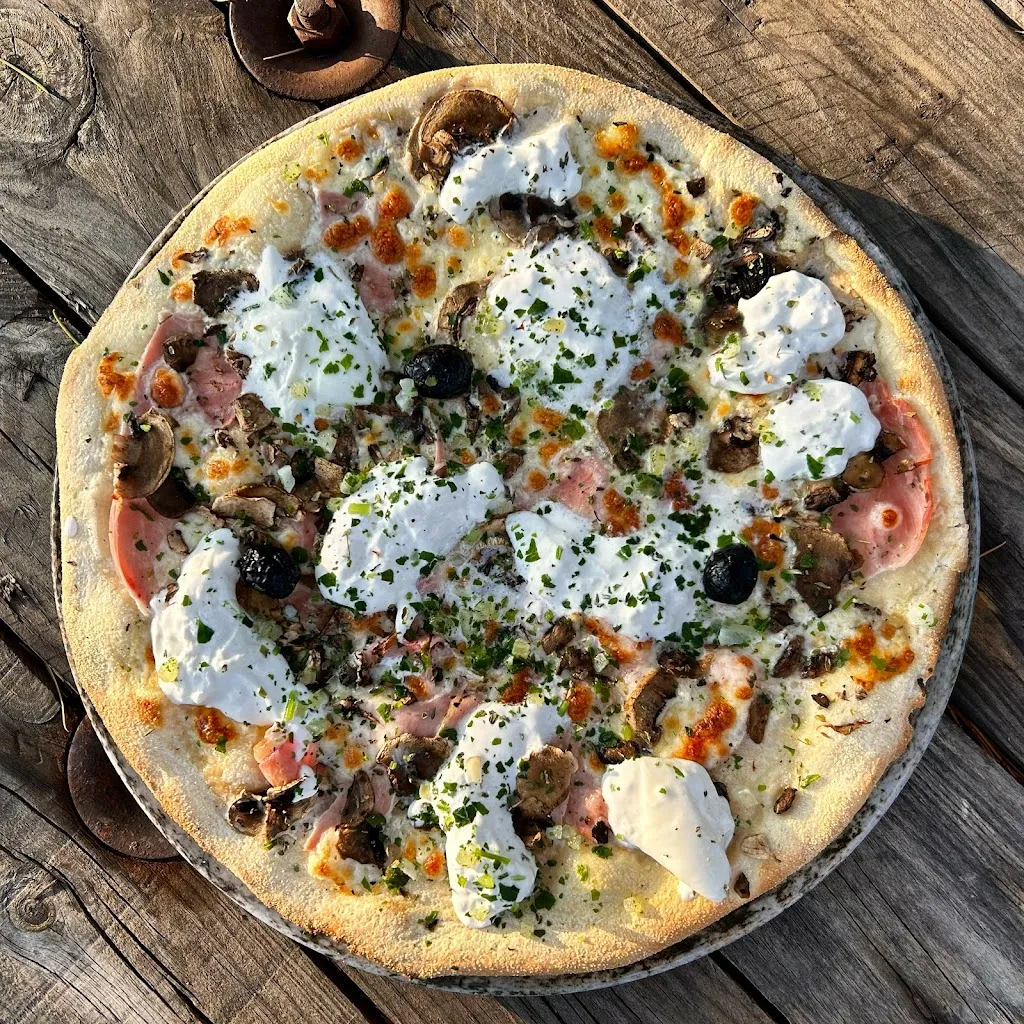 Pizzaliz Chavanay_Chavanay_slider_image_2