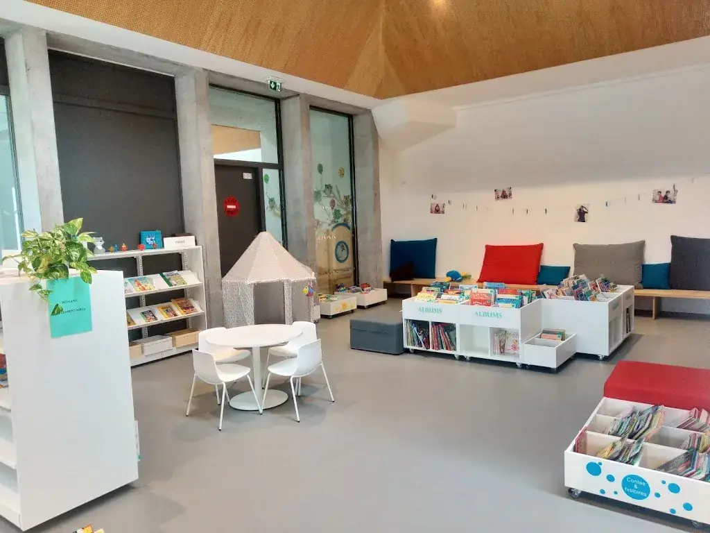 Espace socioculturel des Acacias_Abscon_slider_image_2