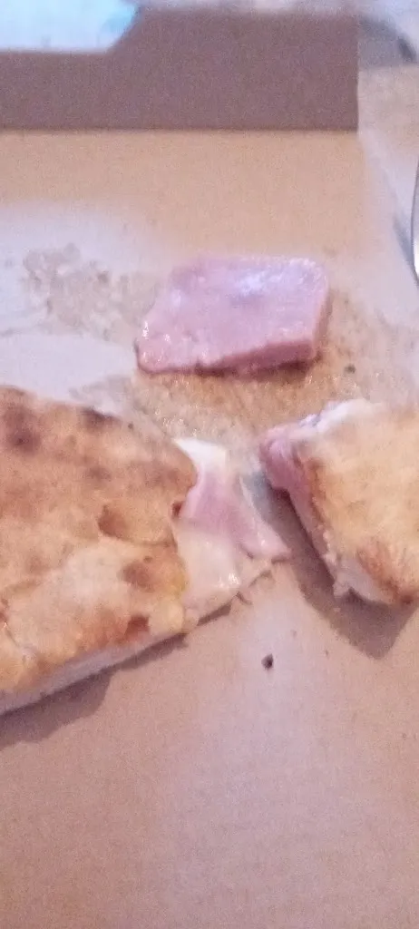 Emy13 Picavet_Le Royal_Allennes-les-Marais_review