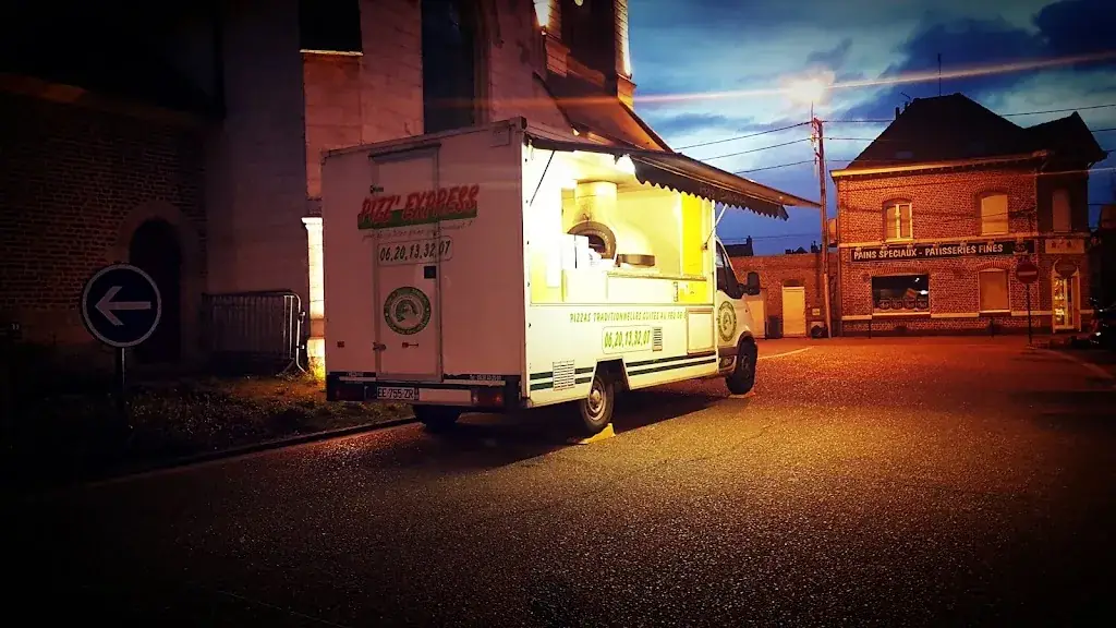 PIZZ'EXPRESS Allennes-les-Marais_Allennes-les-Marais_slider_image_2