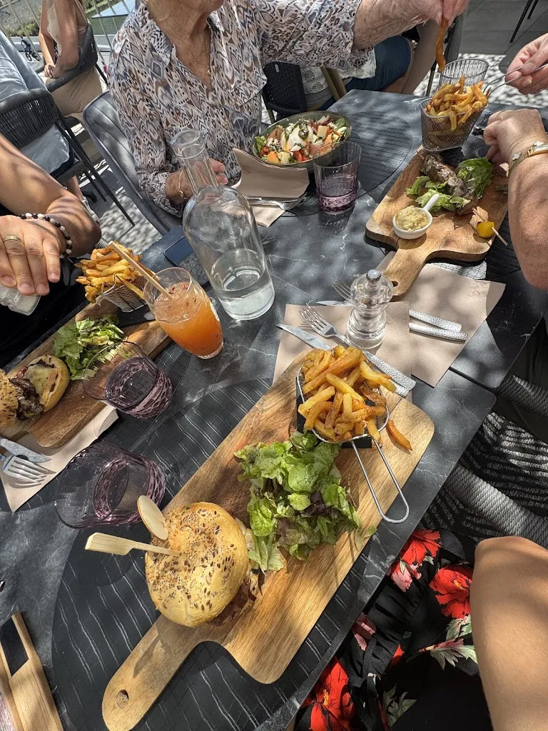 Marine HUBERT_Restaurant La Passerelle_Soissons_review