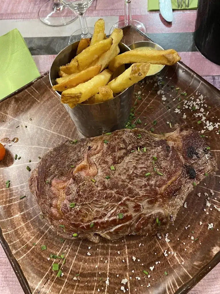 Pascal Fourreau_Le Bouche à Oreille_Soissons_review