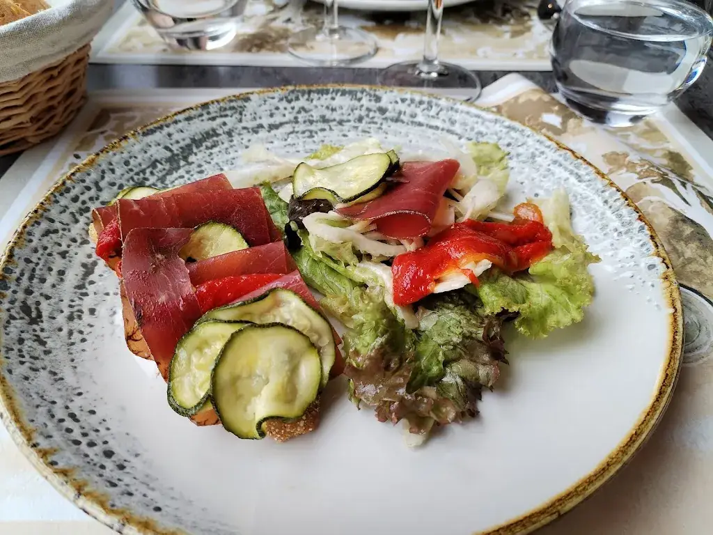 karine masini_Au Chapelier Gourmand_Chazelles-sur-Lyon_recensione