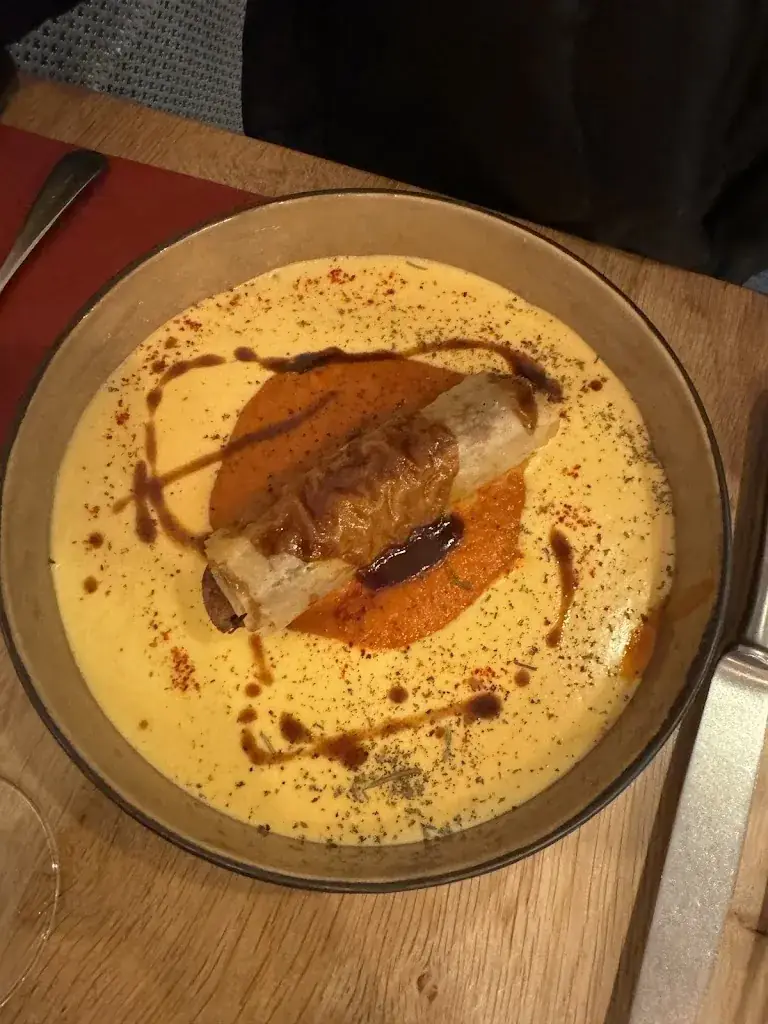 Fulya Asena Uluç_A Taaable Amiens_Amiens_review