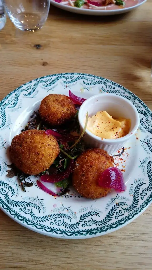 Michelle Wong-Barroy_A Taaable Amiens_Amiens_review