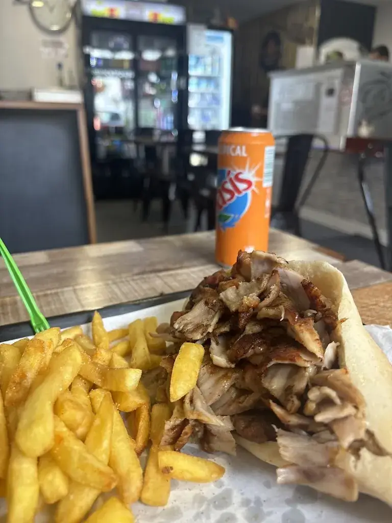 BLUE VENDO_Aux bons délices_Bornel_review