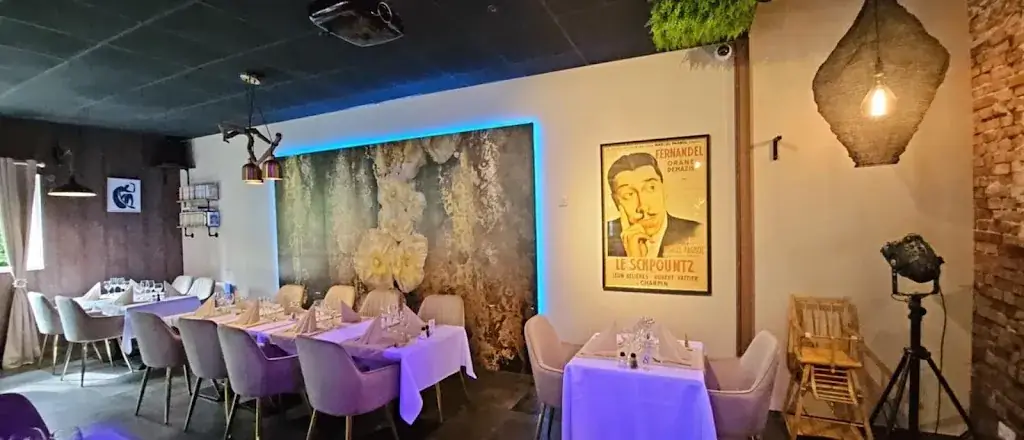 Les Jardins de l'Uzine Restaurant in Bornel