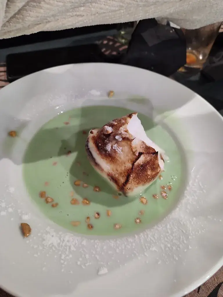 Mireille Charton_Les Grands Enfants_Wissembourg_review