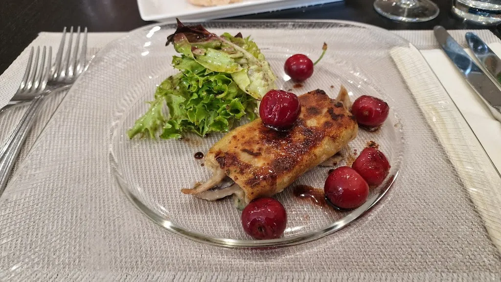 Norbert Kleinlein_Le Carrousel Bleu_Wissembourg_review