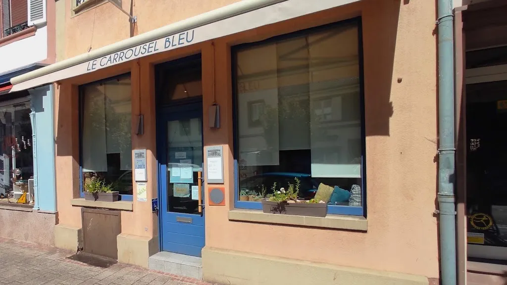 Pierre Walchshofer_Le Carrousel Bleu_Wissembourg_review