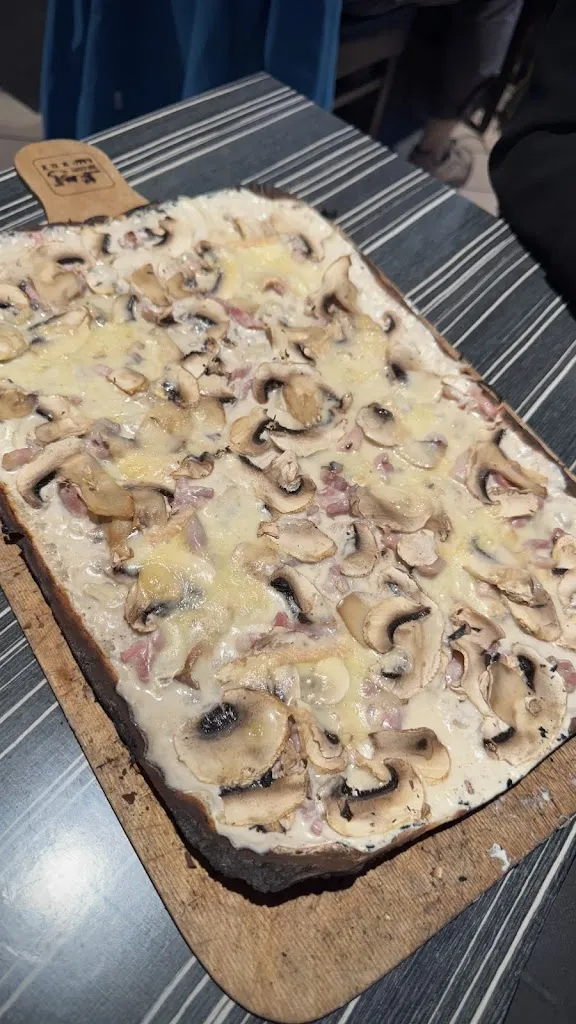Cédric. S_Flamm'Chouch' - Tarte flambée artisanale à Wissembourg_Wissembourg_review