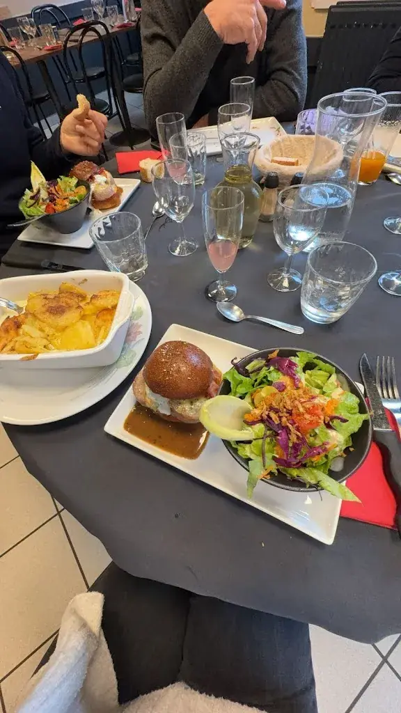 MIMI JUJU_Au p'tit campagnard_Chazelles-sur-Lyon_review