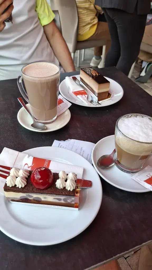 Jakub Ransz_Patisserie-Chocolaterie Daniel Rebert_Wissembourg_review