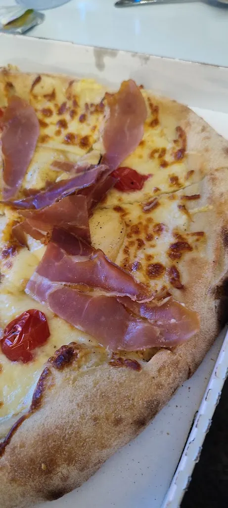 Diril Patrick_Chez Damien_Mouy_review