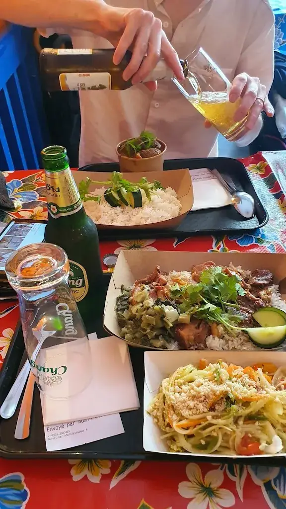 Pom V._Sawasdee Bangkok ANGERS_Angers_review